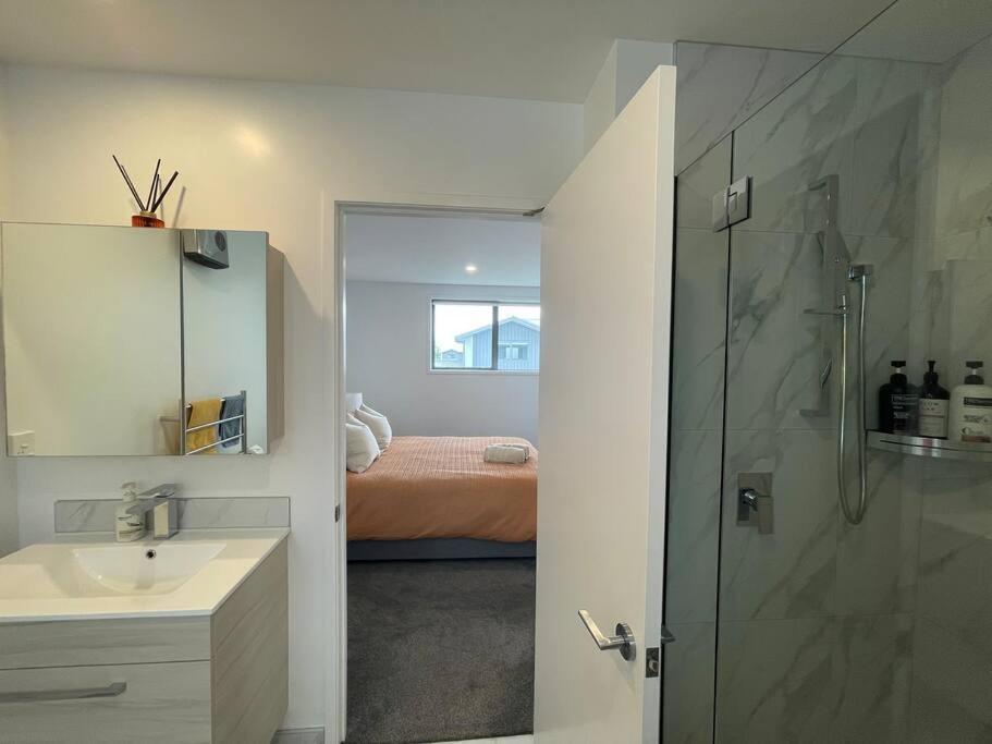 クライストチャーチ Parkside Retreat - 3 Beds -Sleeps 6 Near Westfieldヴィラ エクステリア 写真